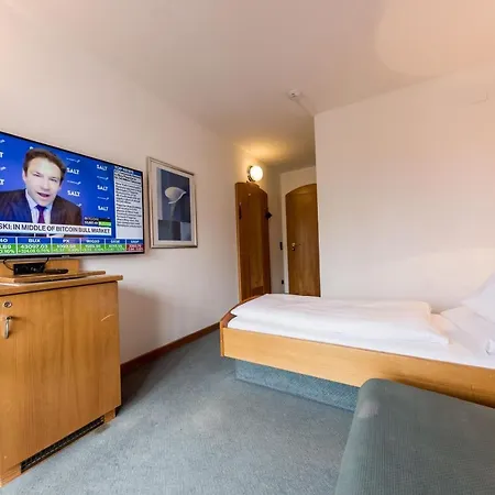 Edlingerwirt - Sauna&golfsimulator Inklusive Hotel 4*