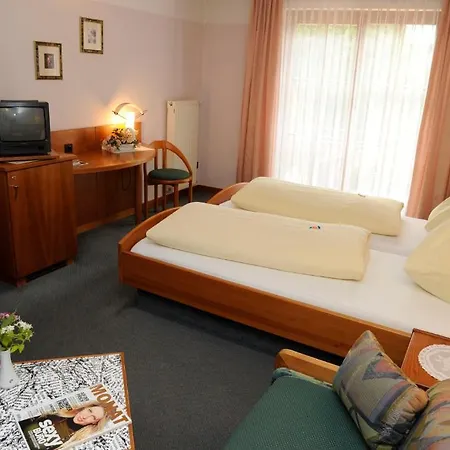 Edlingerwirt - Sauna & Golfsimulator Inklusive Hotel 4*