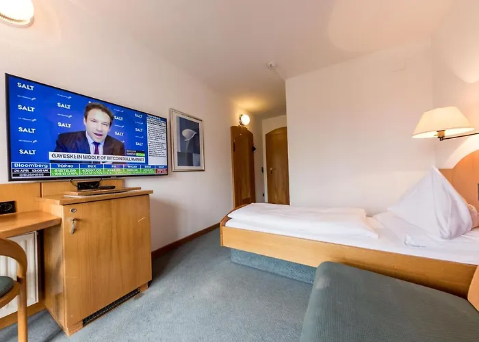 Edlingerwirt - Sauna & Golfsimulator Inklusive ホテル 4*