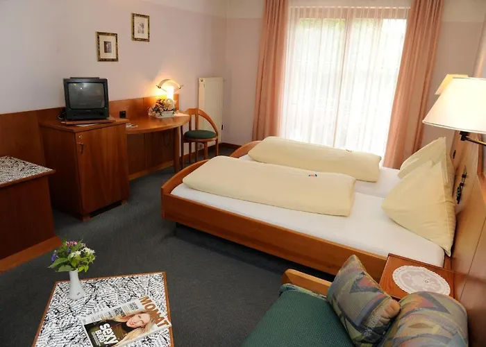 Edlingerwirt - Sauna & Golfsimulator Inklusive מלון 4*