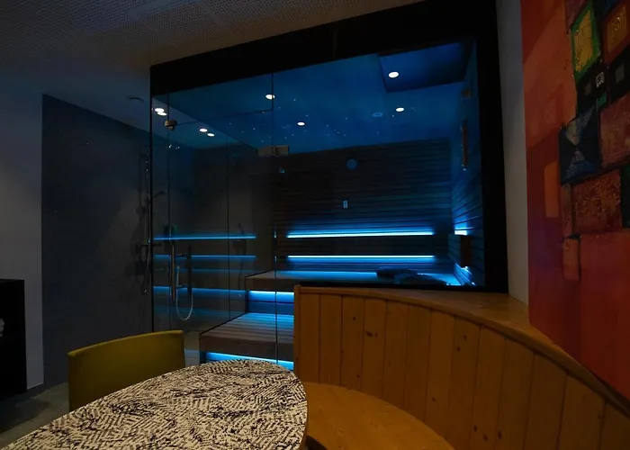 Edlingerwirt - Sauna & Golfsimulator Inklusive ホテル 4*